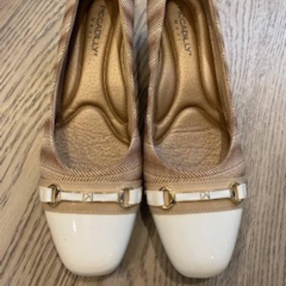 Brand New Never Worn - Label On - Bunion Approved - Made In Brazil